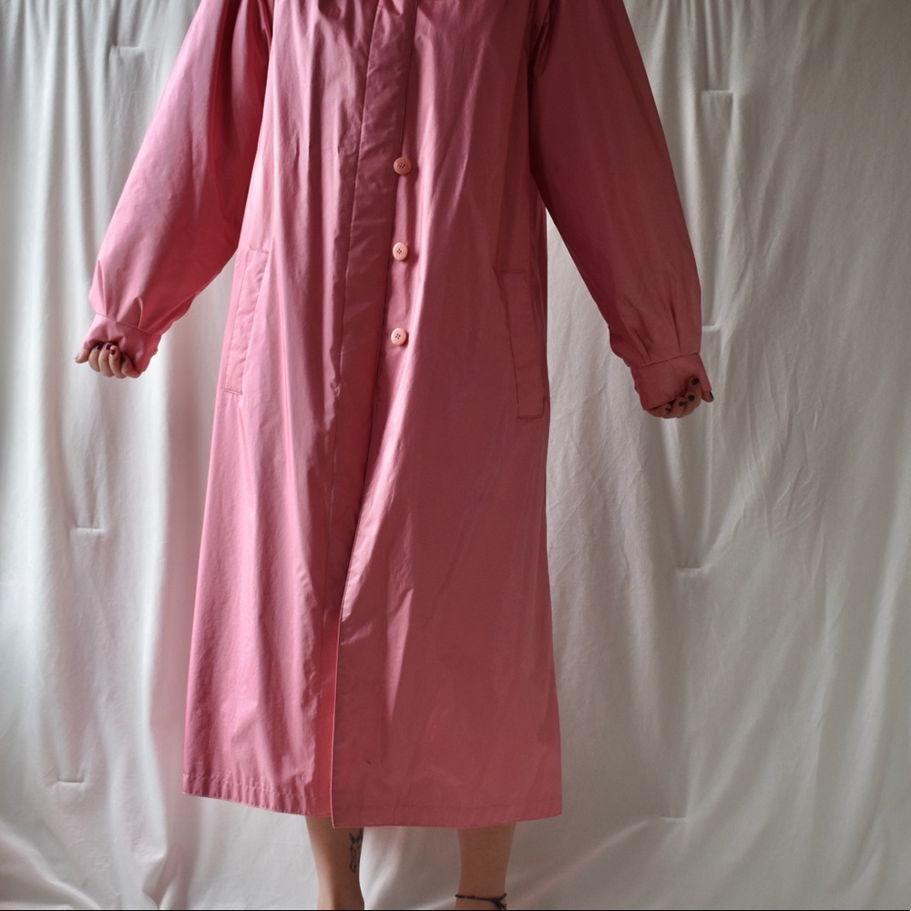 Vintage woman’s 14 long pink trench coat